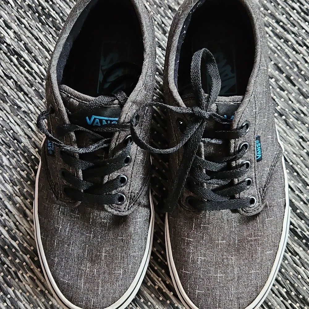 Stylish Gray VANS Sneakers (7.5)